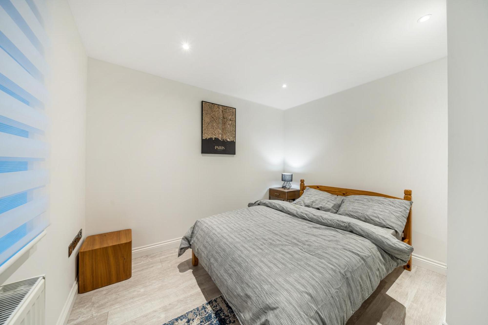 Two Bed Home In The Heart Of Egham Zewnętrze zdjęcie